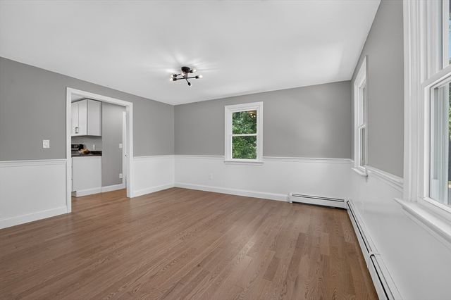 128 Providence Rd, Grafton, MA 01519