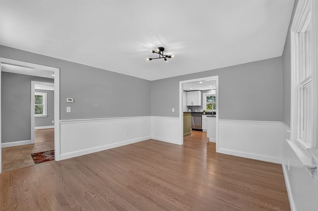 128 Providence Rd, Grafton, MA 01519