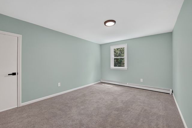 128 Providence Rd, Grafton, MA 01519