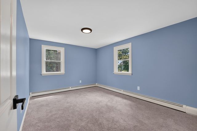 128 Providence Rd, Grafton, MA 01519