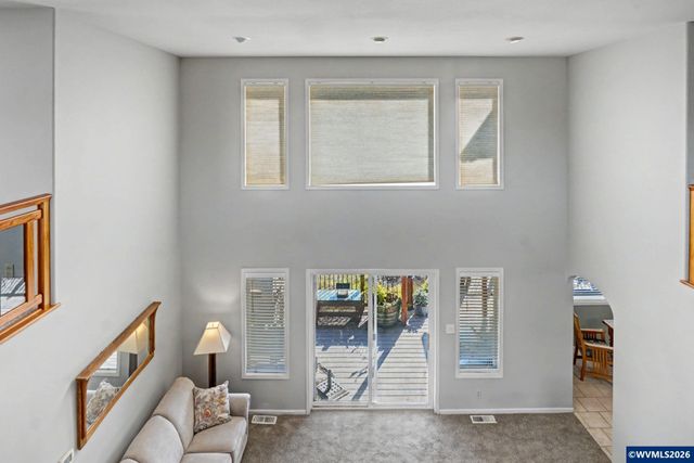 2415 SW Oakwood Dr, Dallas, OR 97338