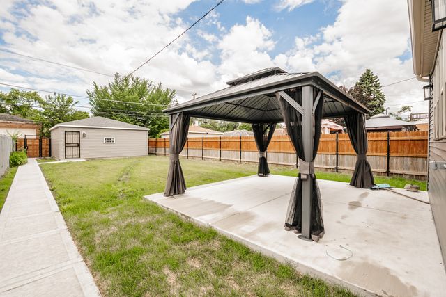 8314 S Calumet Avenue, Chicago, IL 60619