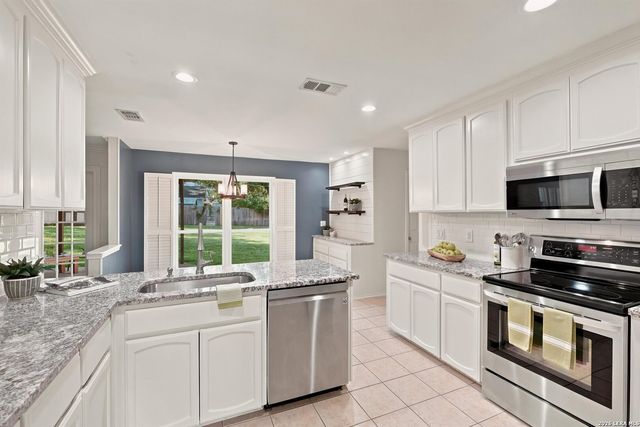2927 Albin, San Antonio, TX 78209