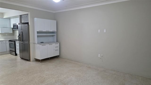 260 SW 31st Ct 260, Miami, FL 33135