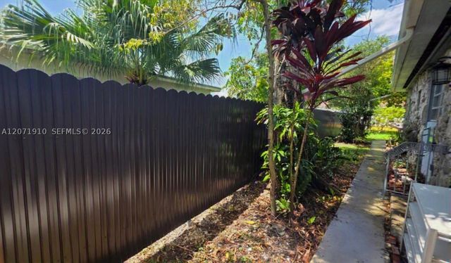 260 SW 31st Ct 260, Miami, FL 33135