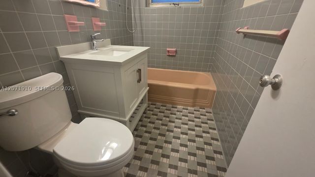 260 SW 31st Ct 260, Miami, FL 33135