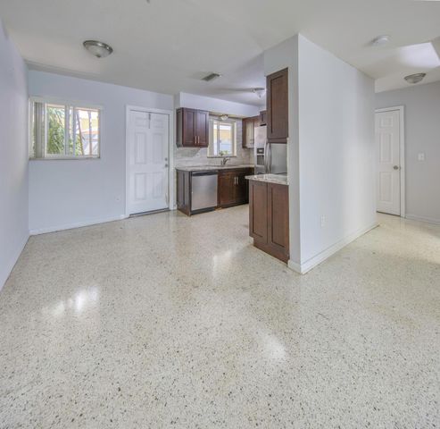 305 S Federal Highway 2, Lake Worth Beach, FL 33460