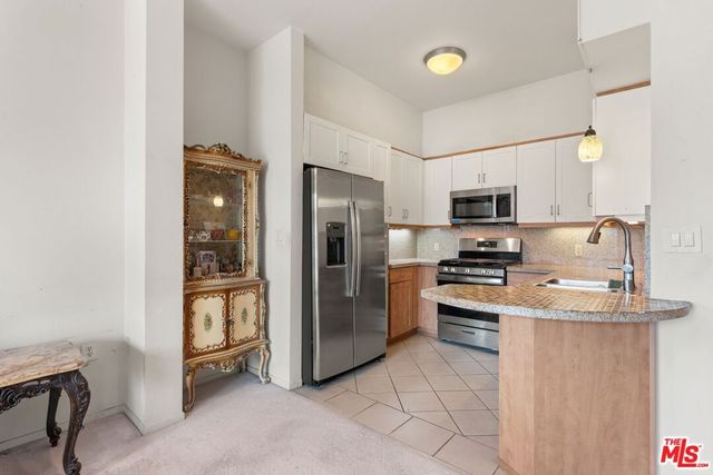267 S San Pedro Street 623, Los Angeles, CA 90012