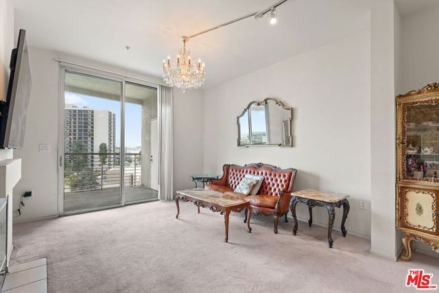 267 S San Pedro Street 623, Los Angeles, CA 90012
