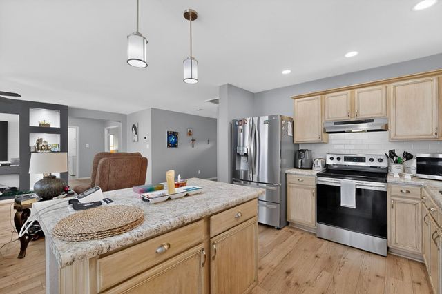 1814 Cedar Ridge Drive, Mesquite, TX 75181