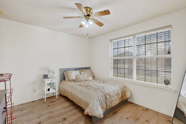 1814 Cedar Ridge Drive, Mesquite, TX 75181