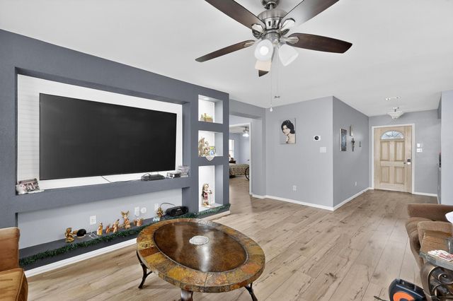 1814 Cedar Ridge Drive, Mesquite, TX 75181