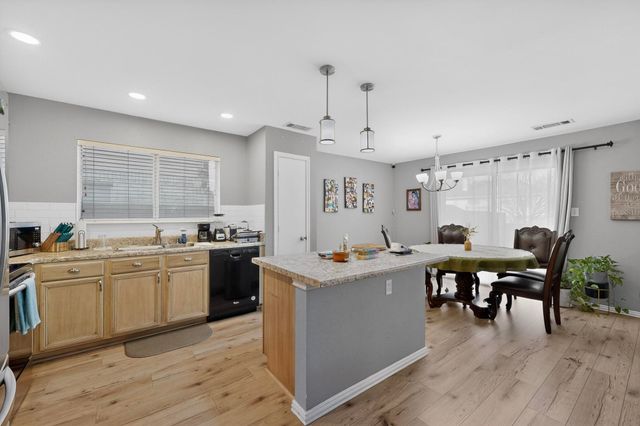 1814 Cedar Ridge Drive, Mesquite, TX 75181