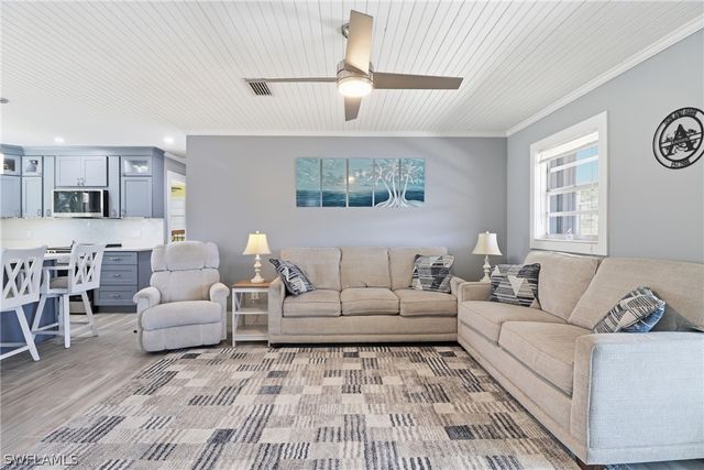 2740 Sanibel BLVD, St James City, FL 33956