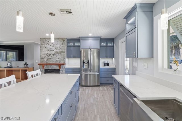 2740 Sanibel BLVD, St James City, FL 33956