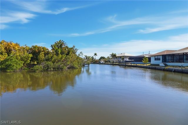 2740 Sanibel BLVD, St James City, FL 33956