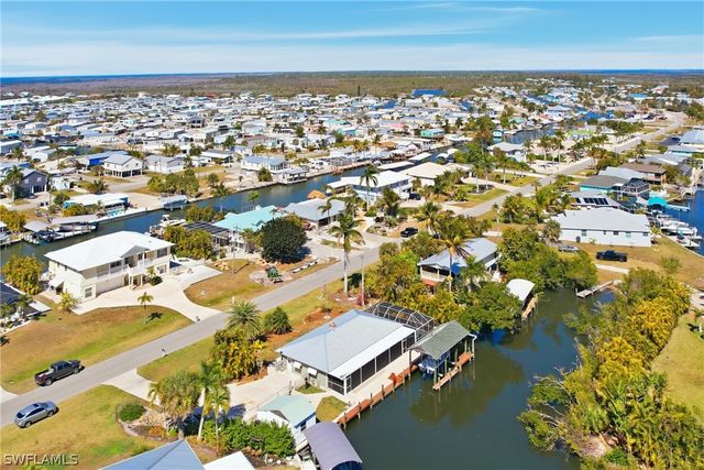 2740 Sanibel BLVD, St James City, FL 33956