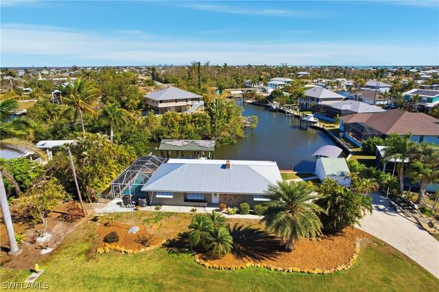 2740 Sanibel BLVD, St James City, FL 33956