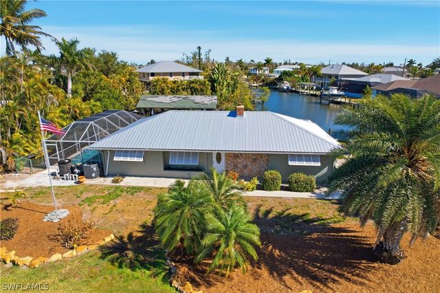 2740 Sanibel BLVD, St James City, FL 33956