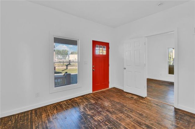 109 N Denver Avenue, Kansas City, MO 64123