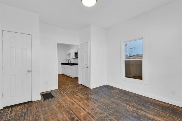 109 N Denver Avenue, Kansas City, MO 64123