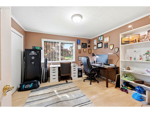 11517 Nw 7TH Ave, Vancouver, WA 98685