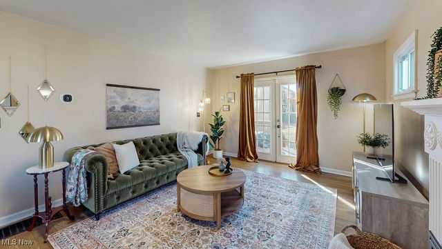 3558 Raymont Boulevard, University Heights, OH 44118