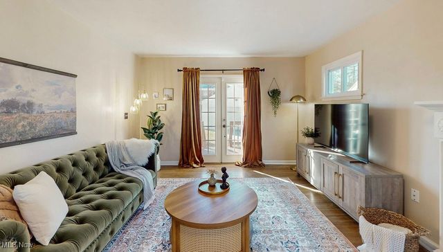 3558 Raymont Boulevard, University Heights, OH 44118