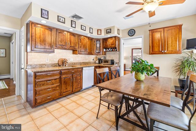 1800 CATHEDRAL RD, Huntingdon Valley, PA 19006