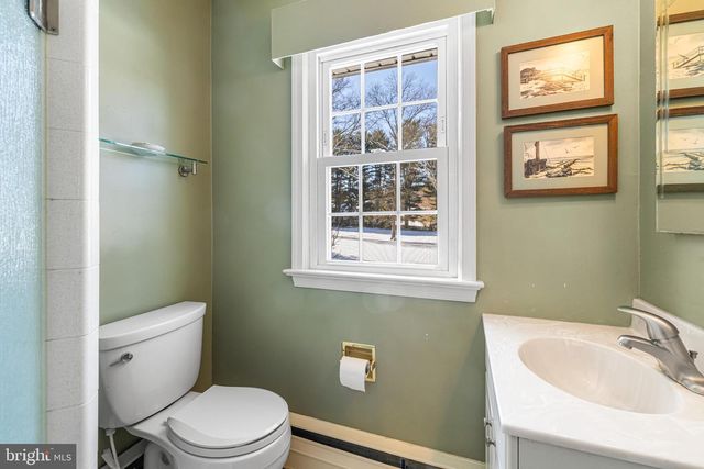 1800 CATHEDRAL RD, Huntingdon Valley, PA 19006