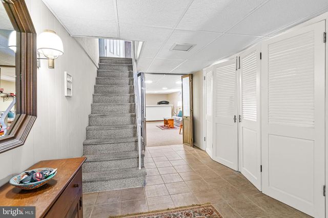 1800 CATHEDRAL RD, Huntingdon Valley, PA 19006