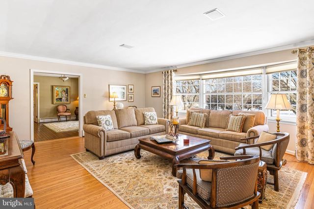 1800 CATHEDRAL RD, Huntingdon Valley, PA 19006