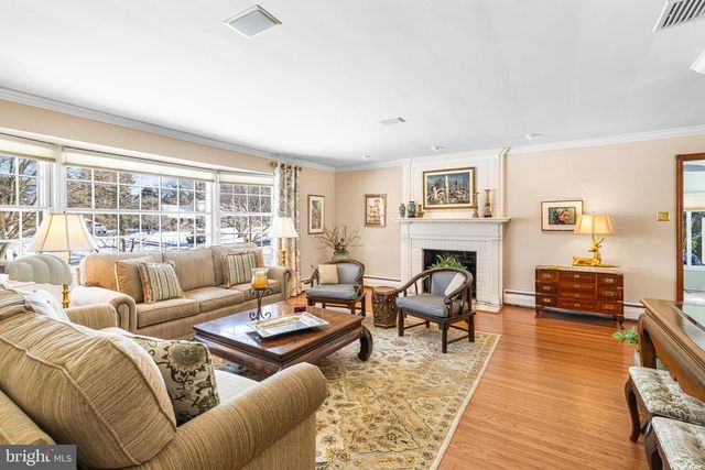 1800 CATHEDRAL RD, Huntingdon Valley, PA 19006