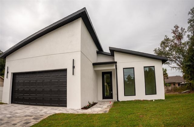 301 EPPINGER DRIVE, Port Charlotte, FL 33953