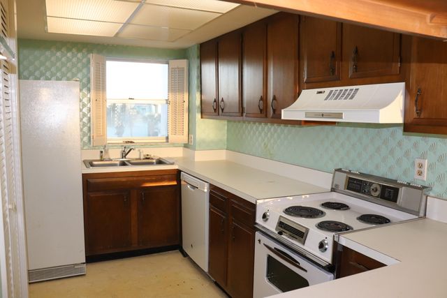 909 Santa Rosa Blvd 131 & 132, Fort Walton Beach, FL 32548