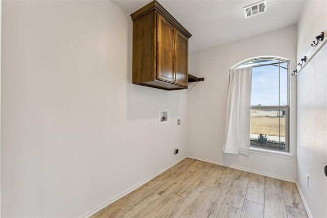 2105 E Iron Tire Drive, Stillwater, OK 74074