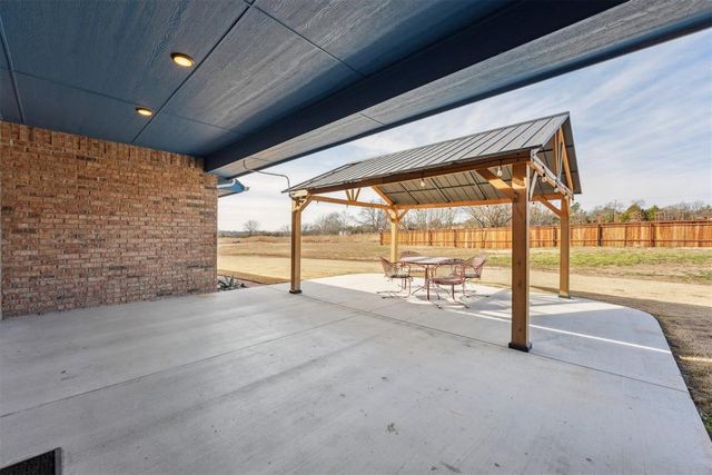 2105 E Iron Tire Drive, Stillwater, OK 74074