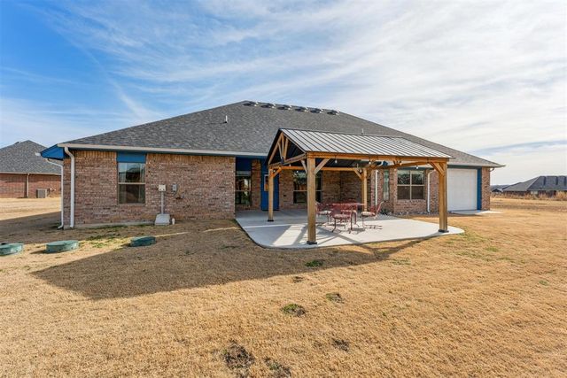 2105 E Iron Tire Drive, Stillwater, OK 74074