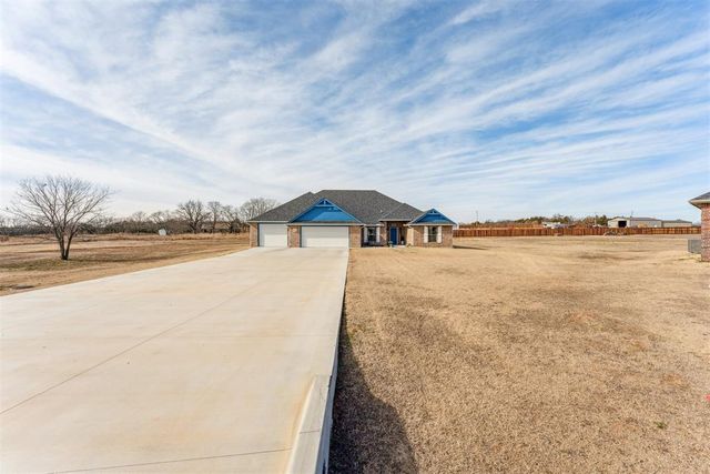 2105 E Iron Tire Drive, Stillwater, OK 74074
