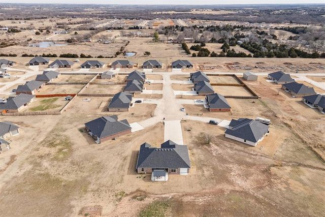 2105 E Iron Tire Drive, Stillwater, OK 74074