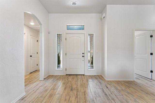 2105 E Iron Tire Drive, Stillwater, OK 74074