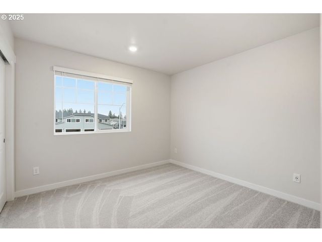 3739 Sw 40TH St, Gresham, OR 97080