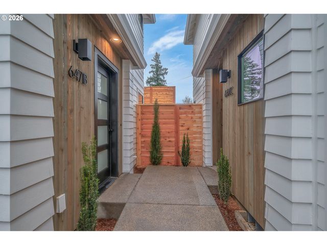 6471 Se RAMONA St B, Portland, OR 97206