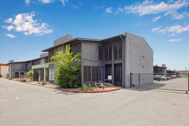 909 Reinli ST 231, Austin, TX 78751