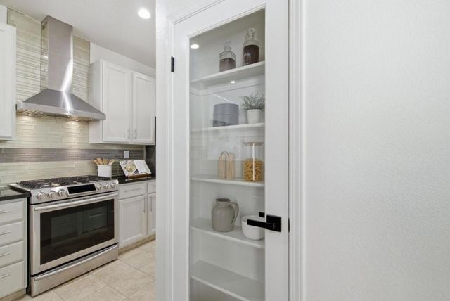 104 Freedom Lane, Mountain View, CA 94040