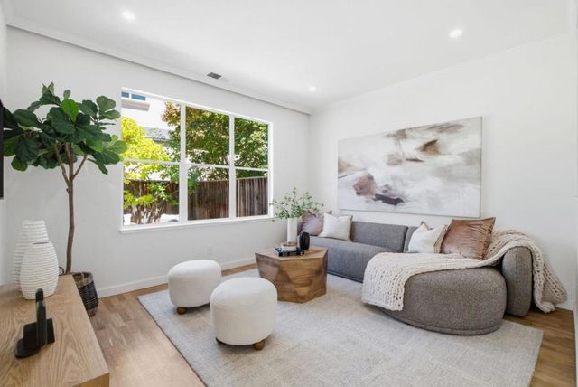 104 Freedom Lane, Mountain View, CA 94040