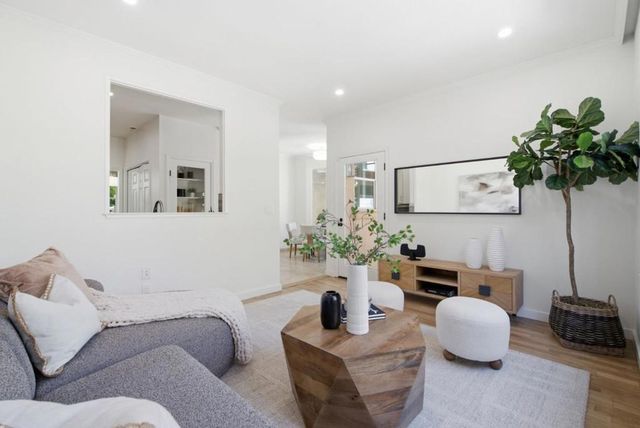 104 Freedom Lane, Mountain View, CA 94040