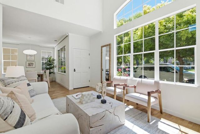 104 Freedom Lane, Mountain View, CA 94040