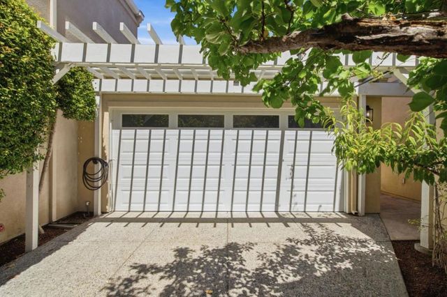 104 Freedom Lane, Mountain View, CA 94040