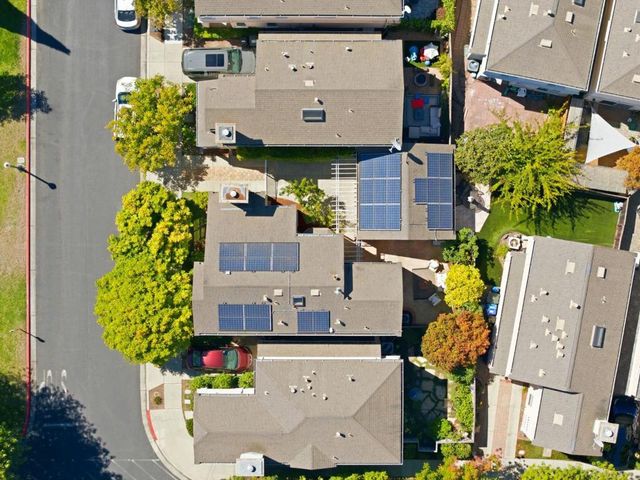 104 Freedom Lane, Mountain View, CA 94040